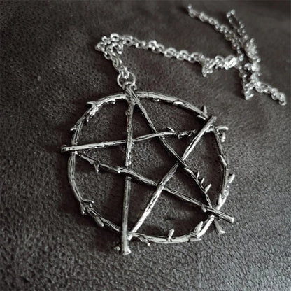 Gothic Pentagram Charm Necklace – Grunge Wicca Statement Jewelry for Women